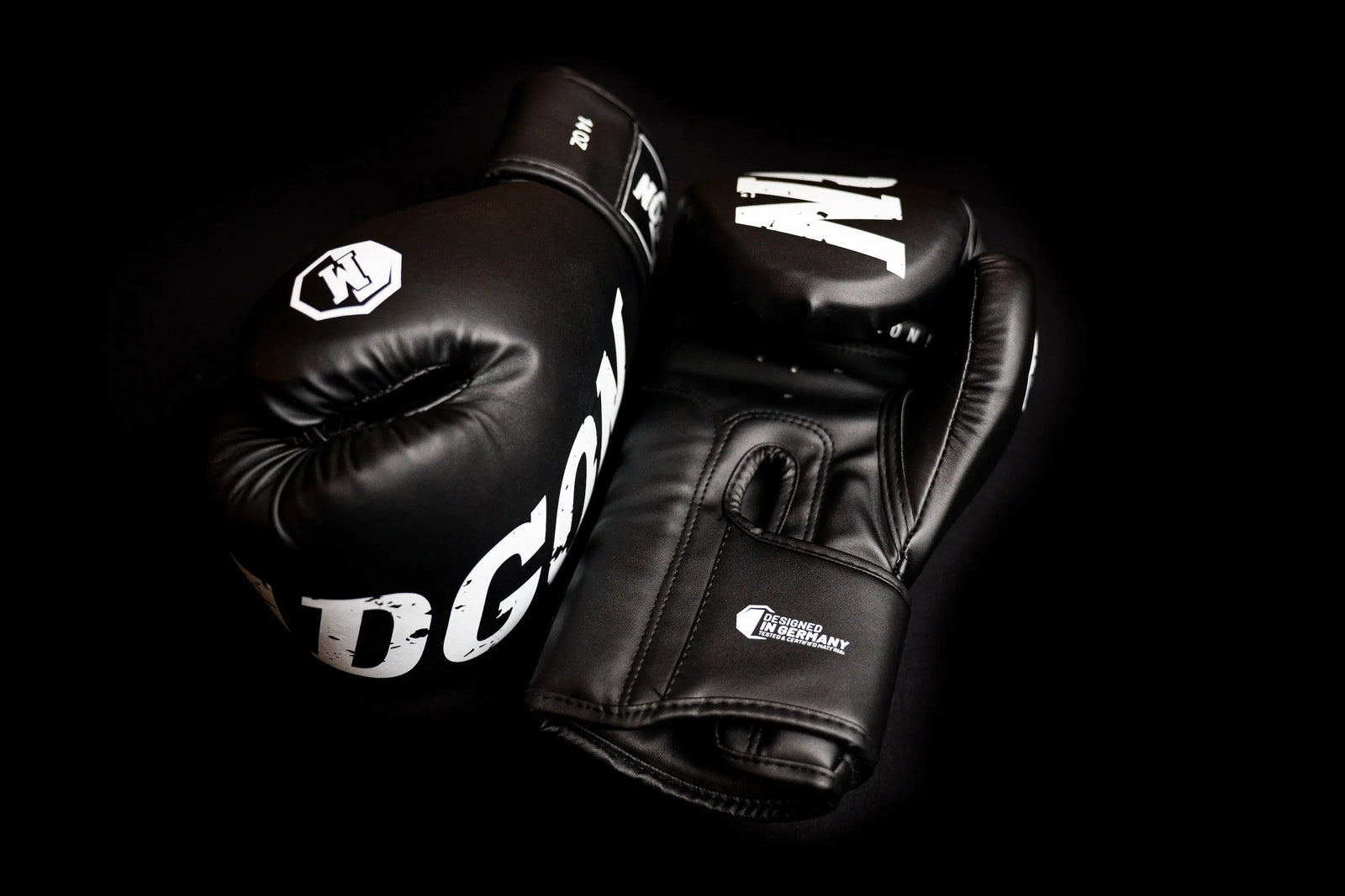 Welche-Größe-brauche-ich-bei-Boxhandschuhen MADGON