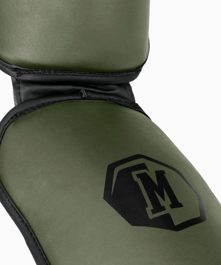 Schienbeinschoner Rookan olive MADGON