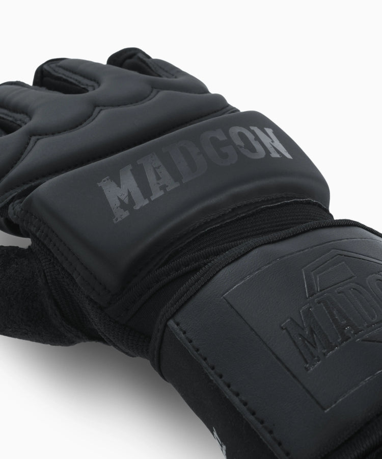 Sandsack Fitness Handschuh mattschwarz MADGON